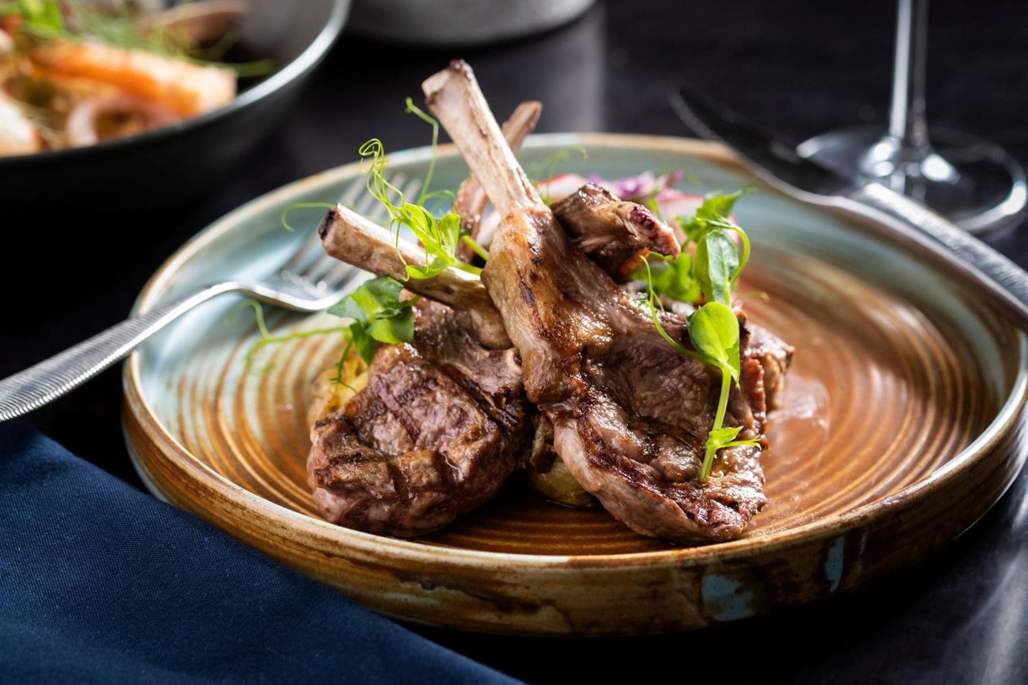 Kimpton Epic Hotel By Ihg Miami Kültér fotó Rack of lamb